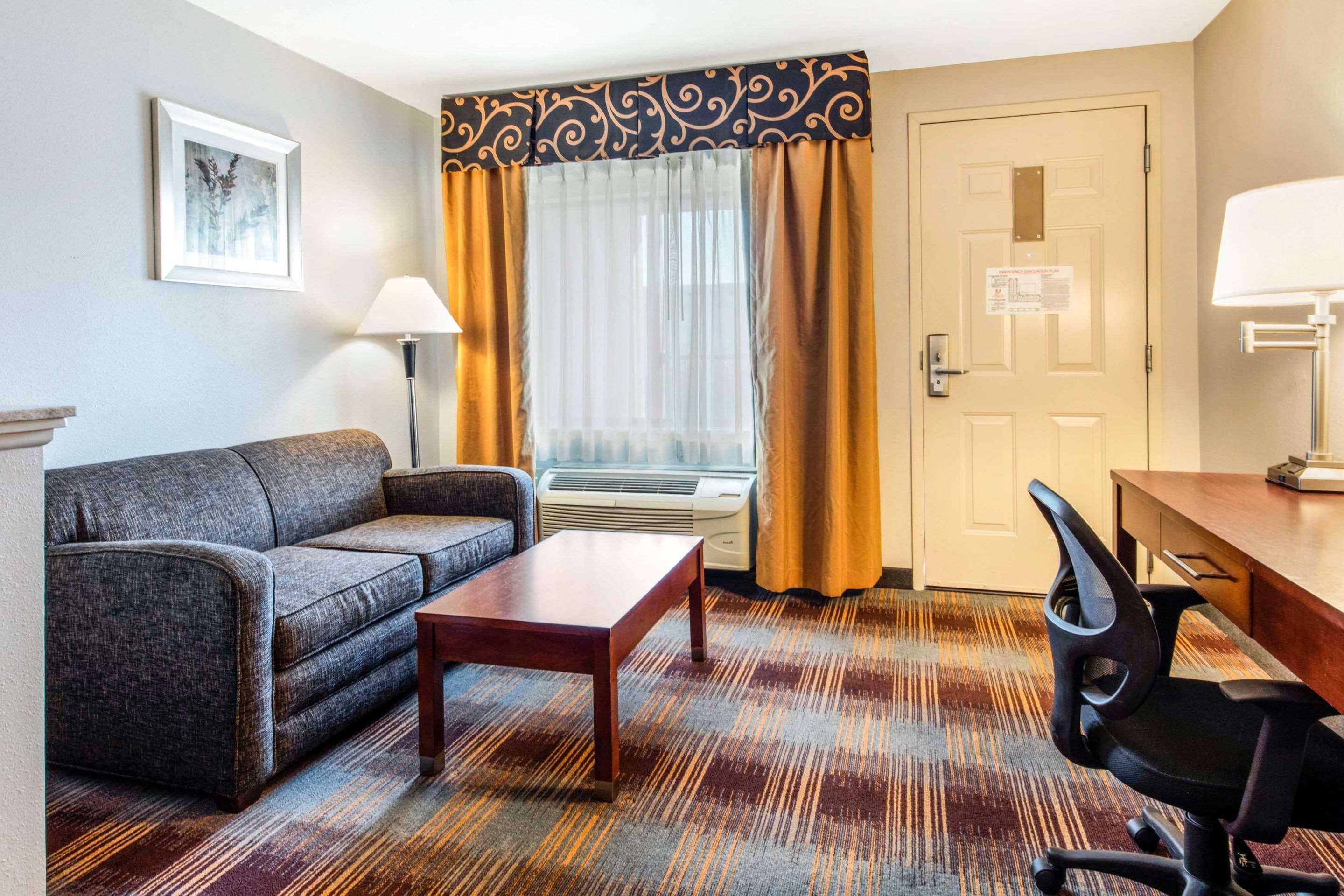 Quality Inn Airport I-240 Memphis Eksteriør billede