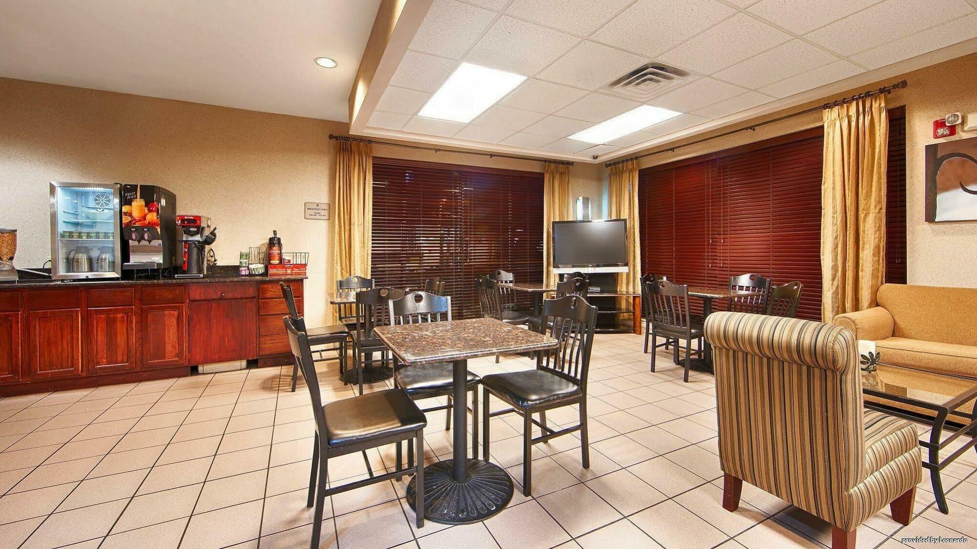 Quality Inn Airport I-240 Memphis Eksteriør billede